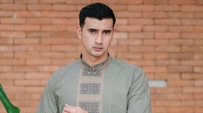 Artis Gabung Partai Politik (Instagram/@alisyakieb)