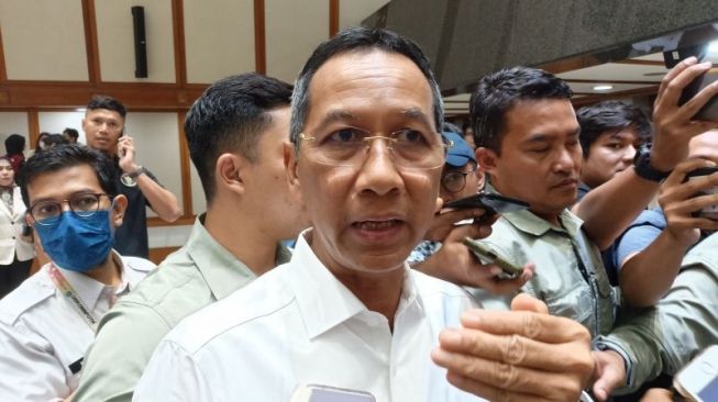 Pj Gubernur DKI: Penonaktifan NIK Warga KTP DKI Tak Tinggal di Jakarta Bukan karena Perpindahan IKN