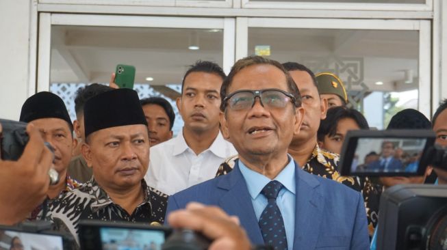 Mahfud MD Sebut Pemerintah Ikuti Putusan MK Soal Masa Jabatan Pimpinan KPK Jadi 5 Tahun, Tapi...