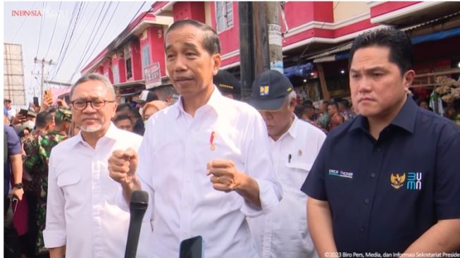 Singgung Pemerintah Lampung, Jokowi: Kalau Tak Mampu Perbaiki Jalan Rusak, KemenPUPR akan Ambil Alih