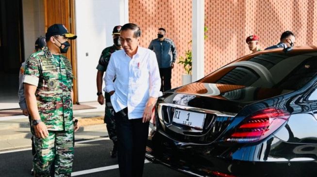 Bukan Helikopter atau Motor Trail, Jokowi Bakal Jajal Jalan Rusak di Lampung Pakai Mobil