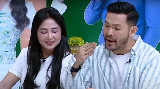 Potret Terbaru Wajah Dewi Perssik (YouTube Trans7 Official)