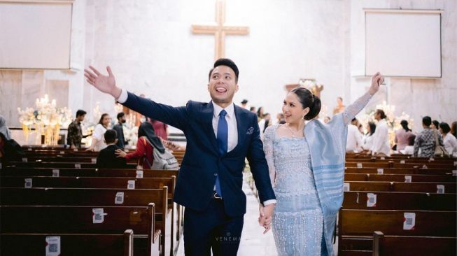 Jessica Mila dan Yakup Hasibuan kini telah resmi menjadi suami-istri. [Instagram]