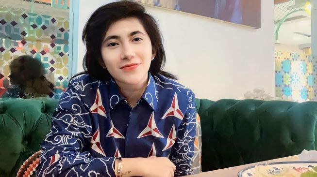 Profil Dera Idol: Dulu Dikenal Tomboy Kini Terjun ke Parpol