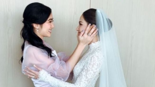 Febby Rastanty Dipuji Jadi Bridesmaid Siap Siaga Saat Pernikahan Jessica Milla, Ternyata Gara-Gara Hal Ini