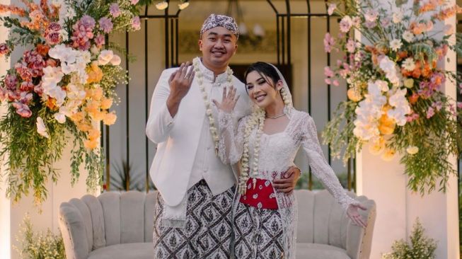 Potret Pernikahan Fay Nabila. (Instagram/@ruangphotoworks) 