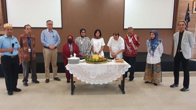 Sekolah Tinggi Manajemen IPMI Diganjar Predikat Akreditasi Unggul LAMEMBA