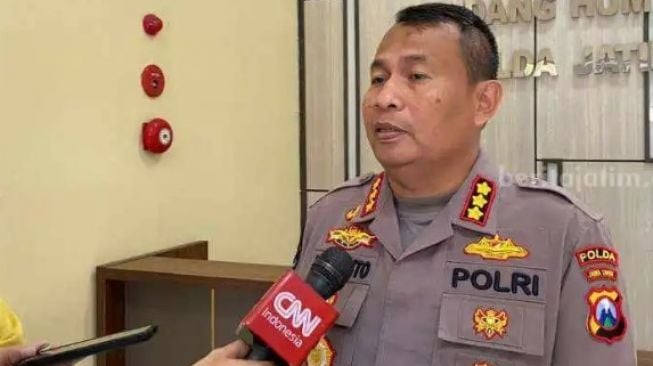 Tahanan Tewas Di Dalam Sel Polres Tanjung Perak, Empat Polisi ...