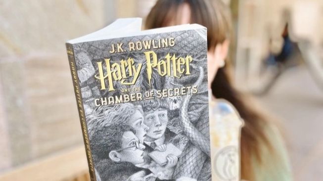 Mengulas Serunya Dunia Sihir Bersama Novel Best Seller Dunia Harry Potter