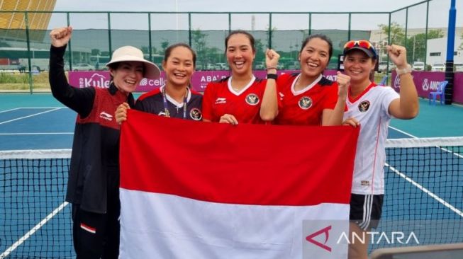 Tekuk Thailand 2-1, Tim Tenis Putri Indonesia Rebut Medali Emas