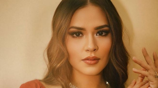 Video Raisa Saat Direkam Pengunjung Viral, Sikapnya Tuai Perdebatan Netizen