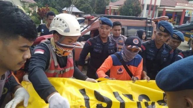 Terjun ke Sungai Batanghari, Warga Dharmasraya Ditemukan Tewas