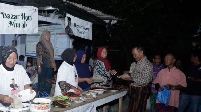 Borong Tangkapan Laut Nelayan, GGN Jatim Gelar Bazaar Ikan Murah di Kabupaten Lamongan