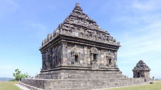 Soal Polemik Candi Ijo, Menag Minta Dirjen Bimas Hindu Fasilitasi Penggunaan Candi untuk Ibadah