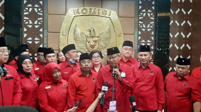 PDIP Daftarkan 106 Kadernya Untuk Maju Pileg DKI 2024, Target Pecah ...