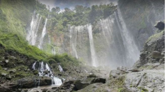 7 Fakta Turis Malaysia Tewas Terjatuh dari Tebing Tumpak Sewu Setinggi 15 Meter