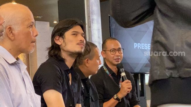 Virzha merilis album baru berjudul Ketiga di kawasan Kemang, Jakarta Selata, Rabu (10/5/2023). [Adiyoga Priyambodo/Suara.com]