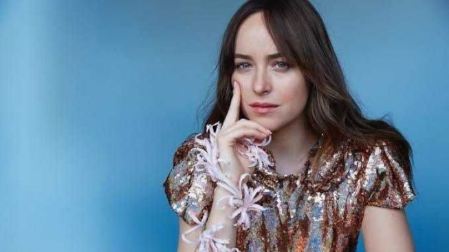 Profil Dakota Johnson, Kekasih Chris Martin Vokalis Coldplay yang Bakal Menggelar Konser di Jakarta