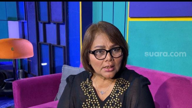 Ibu Virgoun, Eva Manurung ditemui di Mampang, Jakarta Selatan pada Jumat (12/5/2023) [Suara.com/Rena Pangesti]