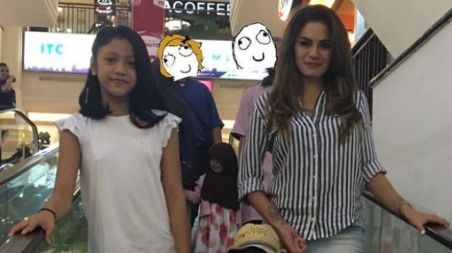 Potret Kompak Nikita Mirzani dan Lolly (Instagram/@nikitamirzanimawardi_172)