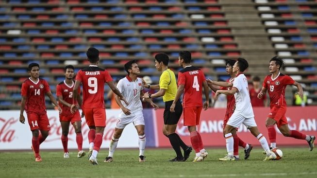 Timnas Indonesia dan Vietnam Terlihat Kompak di Piala AFF U-23 2023, Ini Sebabnya