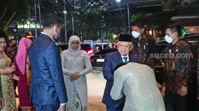 Wapres Ma'ruf Amin hadiri resepsi pernikahan Jessica Mila dan Yakup Hasibuan di Hotel Raffles, Jakarta Pusat pada Sabtu (13/5/2023) malam [Suara.com/Rena Pangesti]. 