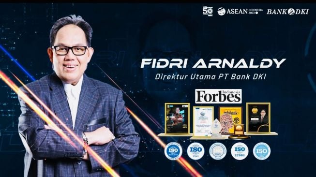 Dorong Digitalisasi, Direktur Utama Bank DKI Fidri Arnaldy Raih Financial Top Leader 2023