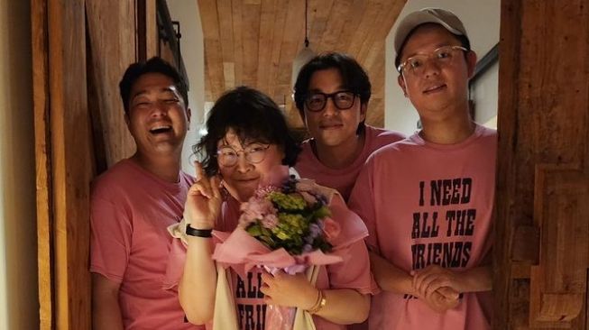 Potret Gong Yoo Liburan di Bali (Instagram/@gongyoo.official) 