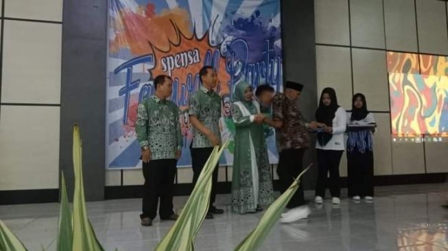 Gelar Perpisahan Siswa, Kepsek SMPN 1 Bungo: Jaga Nama Baik Sekolah