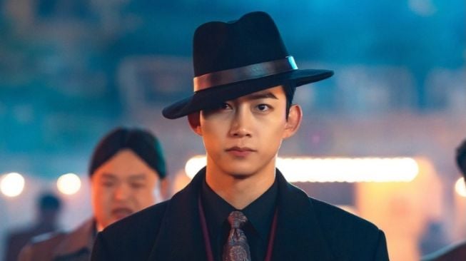 Taecyeon Akan Muncul Sebagai Manusia Setengah Vampir dalam Drama My Heart Is Beating