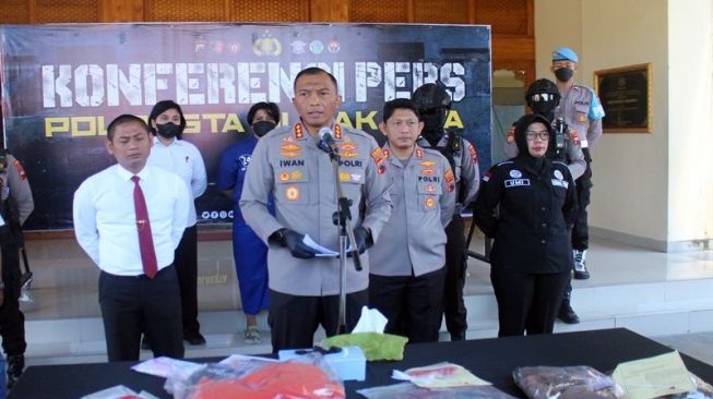 Rela Pindah Agama Namun Malah Dicerai Jadi Alasan Wanita Ini Potong Kemaluan Suami di Solo