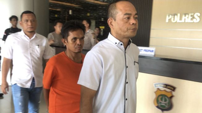 Seorang Pedagang Jasuke Cabuli Dua Bocah di Palmerah, Terancam 20 Tahun Penjara