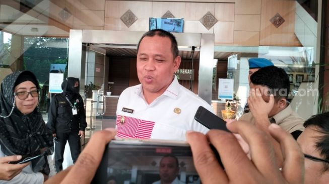 Disebut Ono Surono Sering Absen Konsolidasi PDI P, Tri Adhianto Kasih Balasan Menohok