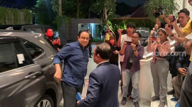 Mendadak! Anies Baswedan Datangi NasDem Tower Usai Johnny G Plate Jadi Tersangka Korupsi!