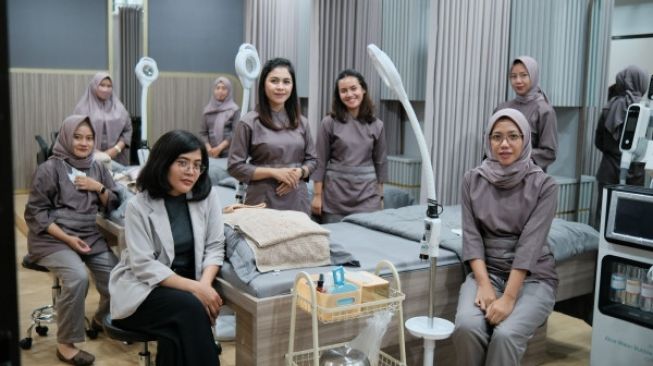 Kisah Inspiratif: Berjuang dari Nol, Dokter Muda Cantik Afridha Maheza Sukses Buka Klinik Skincare di Kartasura