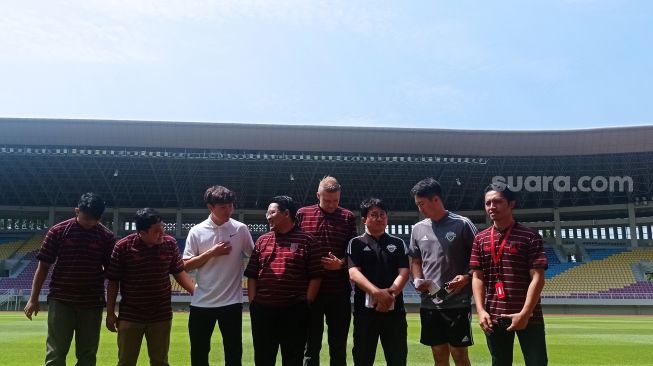 Jelang Lawan Persis Solo, Perwakilan Jeonbuk Hyundai Motors Cek Kondisi Stadion Manahan