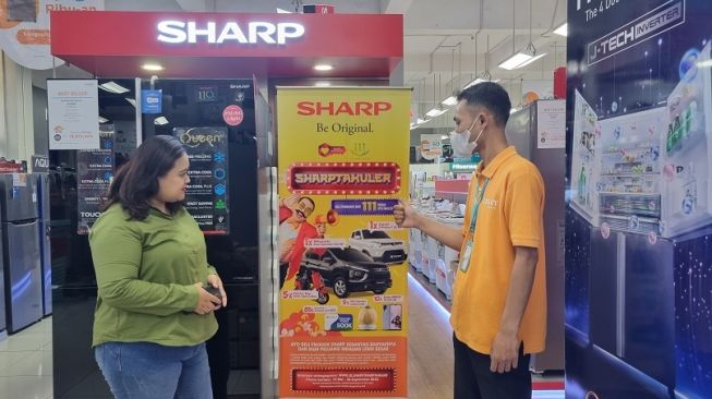 Sharp Indonesia menggelar promo Sharptakuler. [Sharp Indonesia] 