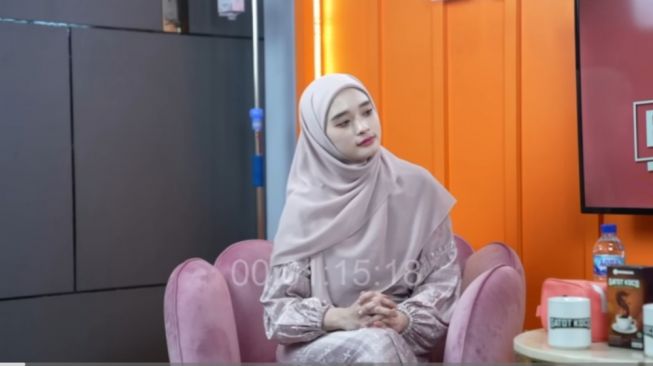 Inara Rusli Ungkap Kronologi Perselingkuhan Virgoun: Awalnya 'Jajan'