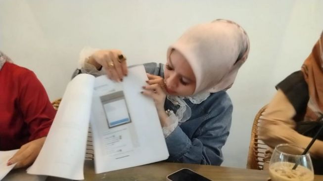 Selebgram di Samarinda Lakukan Penipuan sampai Ratusan Juta, Korbannya Diintimidasi