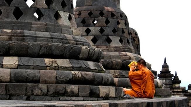 Perayaan Trisuci Waisak, Mengenang 3 Peristiwa Penting Bagi Umat Buddha