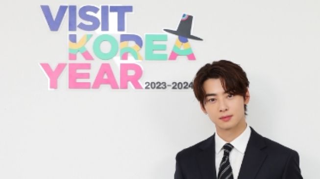 Makin Bersinar, Cha Eun Woo Ditunjuk Jadi Duta Visit Korea 2023-2024