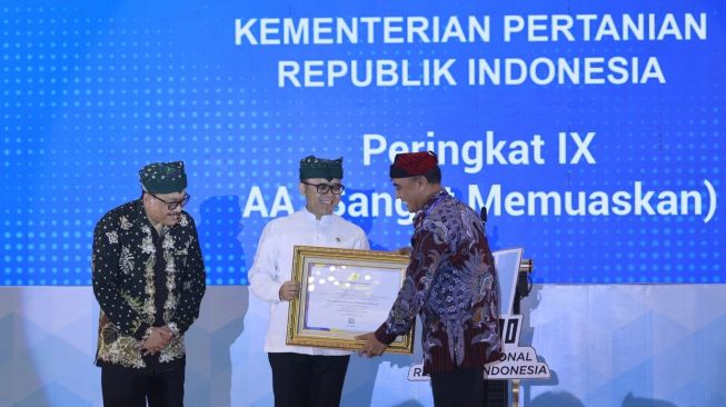 Kementan Raih Penghargaan Pengawasan Kearsipan dengan Predikat AA