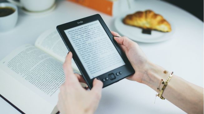 6 Rekomendasi Aplikasi Reading Tracker untuk Catat Progres Baca Buku