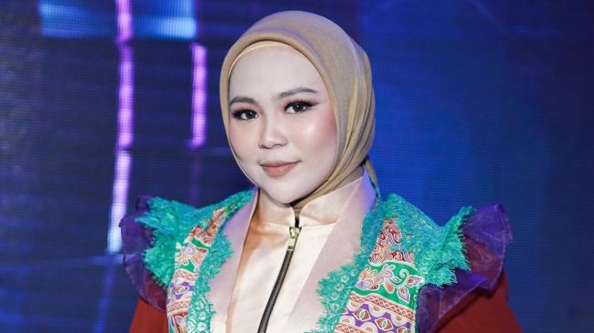 Mirip Ayu Ting Ting, Selfi Yamma Minta Uang Segini Bila Sang Suami Kelak Melarangnya Jadi Penyanyi Dangdut