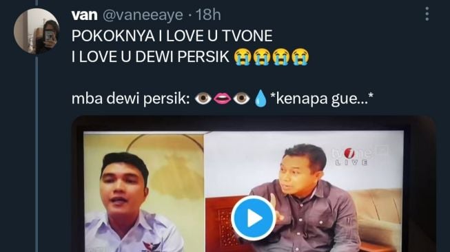 Momen Kocak Aldi Taher Saat Wawancara di TV(twitter/@vaneeaye) 