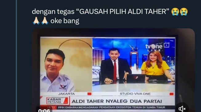 Momen Kocak Aldi Taher Saat Wawancara di TV(twitter/@vaneeaye) 