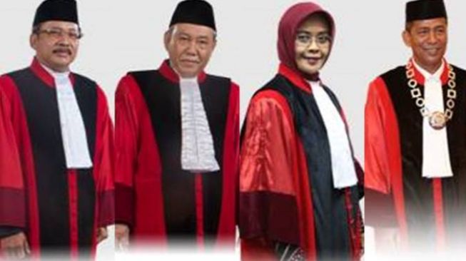 Profil 4 Hakim MK yang Tolak Putusan Masa Jabatan Pimpinan KPK Jadi 5 Tahun