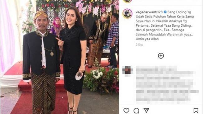 Artis hadiri pernikahan karyawan (Instagram/@vegadarwanti123)