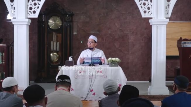 Apakah Jam 11 Masih Bisa Sholat Dhuha? Ini Kata Ustaz Adi Hidayat