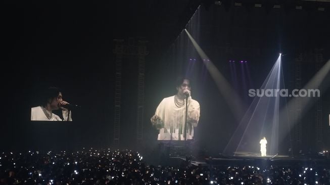 Konser Suga BTS di ICE BSD, Tangerang Selatan pada Sabtu (27/5/2023) [Suara.com/Rena Pangesti]